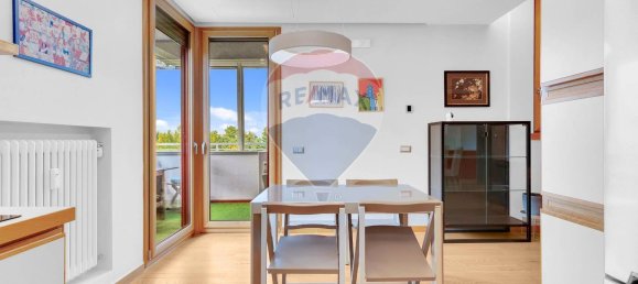 4 rooms Apartment in Segrate, Italy No. 184159 9