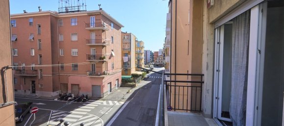4 rooms Apartment in Albisola Superiore, Italy No. 66650 14