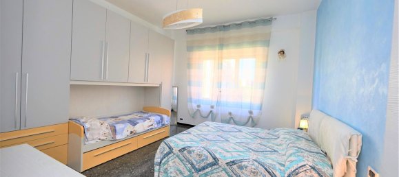 4 rooms Apartment in Albisola Superiore, Italy No. 66650 17