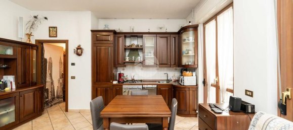 2 rooms Apartment in Milan, Italy No. 247573 30