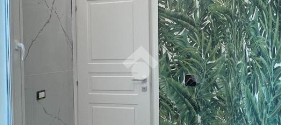 Дом с 5 комнатами в Верона, Италия № 160812 28