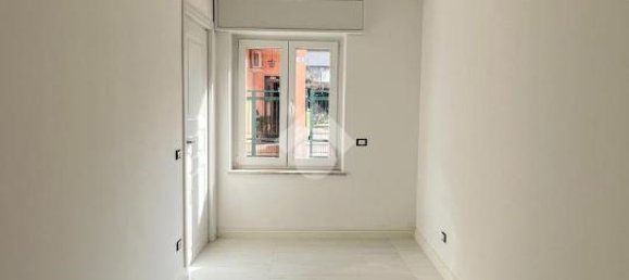 Дом с 5 комнатами в Верона, Италия № 160812 11