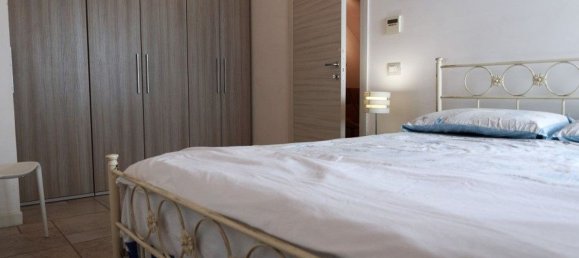 Дом с 2 спальнями в Полиньяно а Маре, Италия № 342810 5