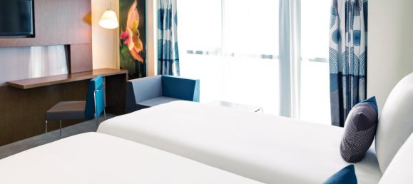 18580m² Building in Dubai, UAE No. 8972 2