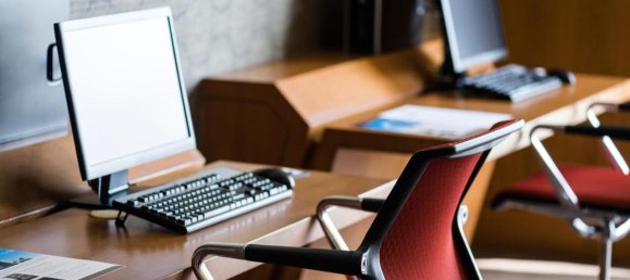 18580m² Building in Dubai, UAE No. 8972 3