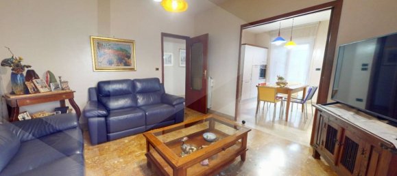 3 rooms Apartment in Pomigliano d'Arco, Italy No. 20746 5