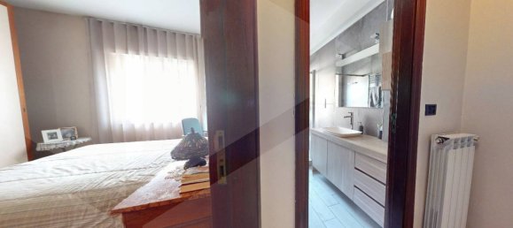 3 rooms Apartment in Pomigliano d'Arco, Italy No. 20746 18