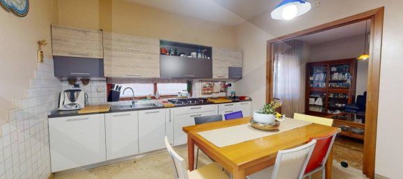 3 rooms Apartment in Pomigliano d'Arco, Italy No. 20746 7