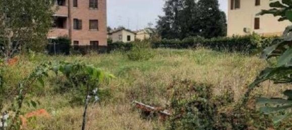 Terrain à Castelfranco Emilia, Italy 889m² No. 295612 4