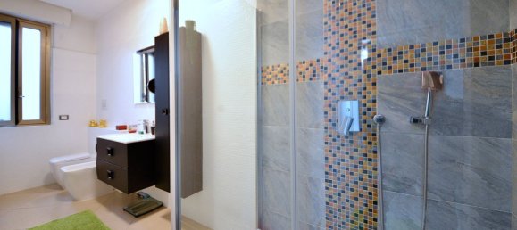 3 rooms Apartment in Cesano Maderno, Italy No. 153133 18