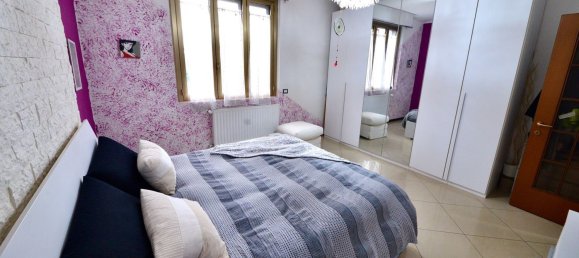 3 rooms Apartment in Cesano Maderno, Italy No. 153133 23