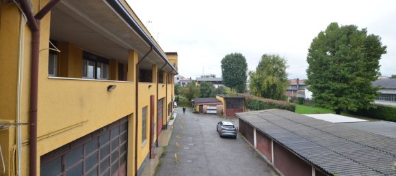 3 rooms Apartment in Cesano Maderno, Italy No. 153133 27