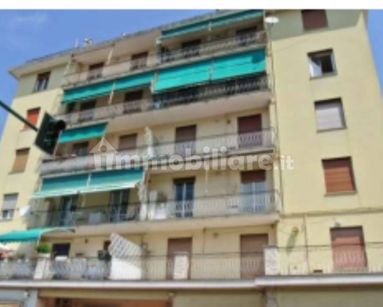 3 bedrooms Apartment in Sant'Olcese, Italy No. 401617