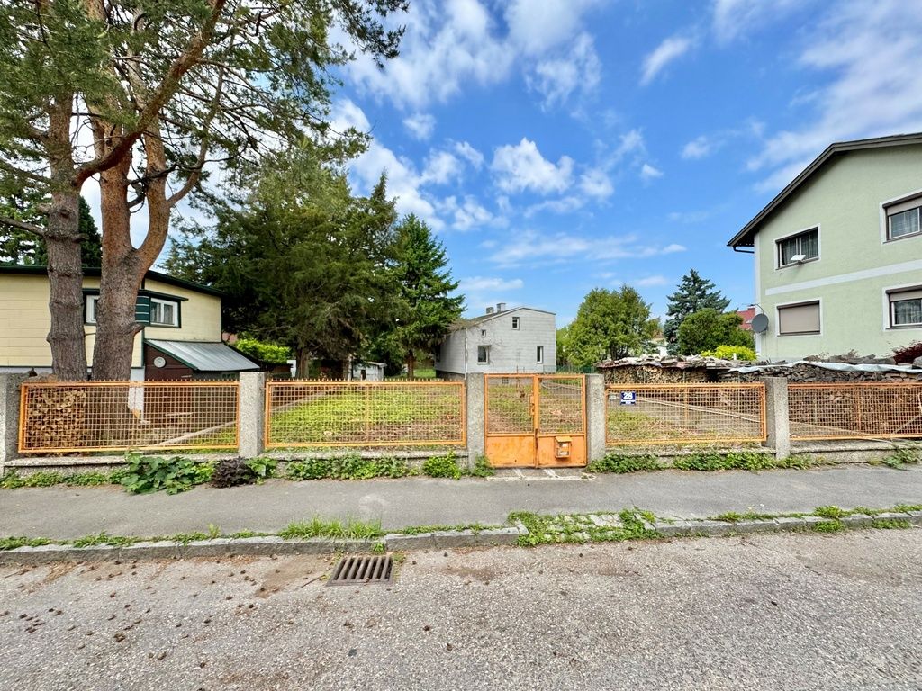 Grundstück in Korneuburg, Austria 322m², Nr. 135955