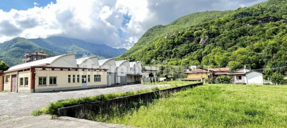 Склад 1991м² в Понт Канавезе, Италия № 252020 2