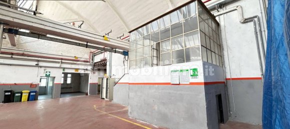 Склад 1991м² в Понт Канавезе, Италия № 252020 6