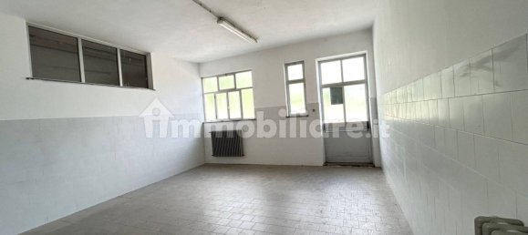 Склад 1991м² в Понт Канавезе, Италия № 252020 9