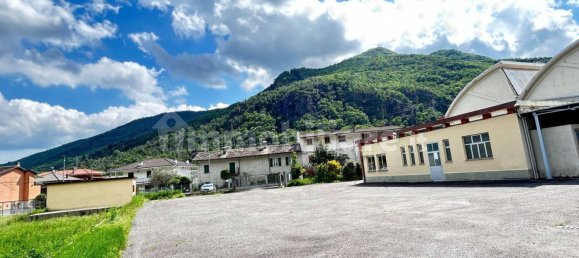 Склад 1991м² в Понт Канавезе, Италия № 252020 4