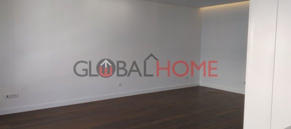 4 bedrooms Apartment in Porto, Portugal No. 78660 24