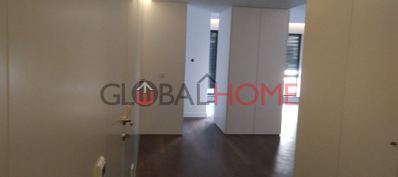 4 bedrooms Apartment in Porto, Portugal No. 78660 16