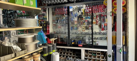 93m² Commercial property in Lisbon, Portugal No. 69257 7