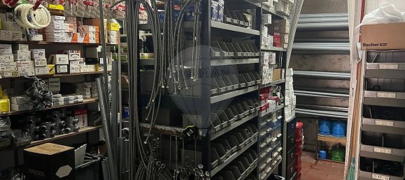 93m² Commercial property in Lisbon, Portugal No. 69257 2