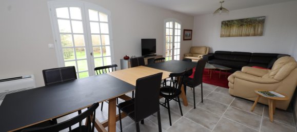 Casa de 4 dormitorios en Chemille-sur-Deme, France No. 47253 2