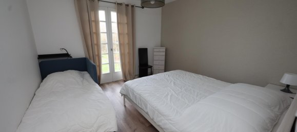 Casa de 4 dormitorios en Chemille-sur-Deme, France No. 47253 8