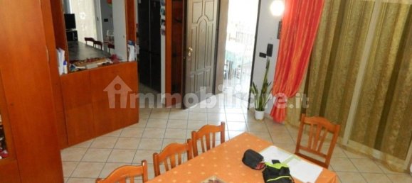 Квартира с 3 спальнями в Пинето, Италия № 98376 4