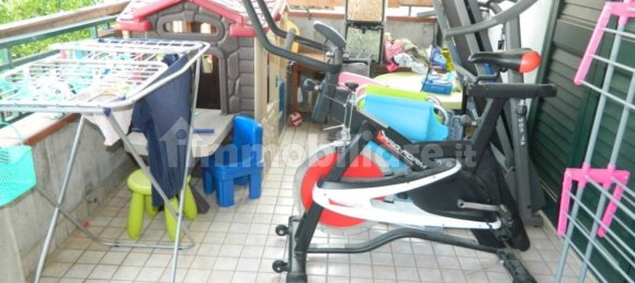 Квартира с 3 спальнями в Пинето, Италия № 98376 7