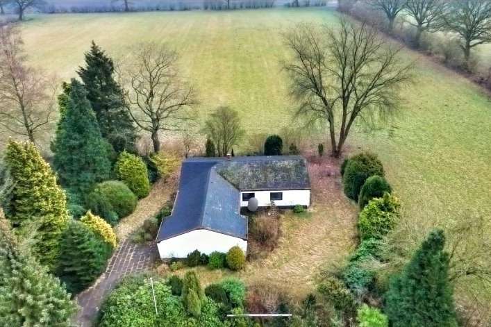 5 غرف نوم بنغالو في Wandsbek, Germany رقم 22556