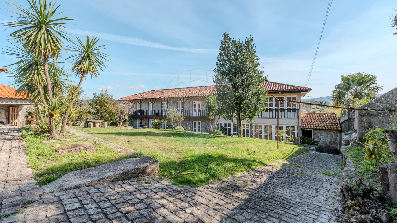 5 bedrooms House in Povoa de Lanhoso, Portugal No. 161517