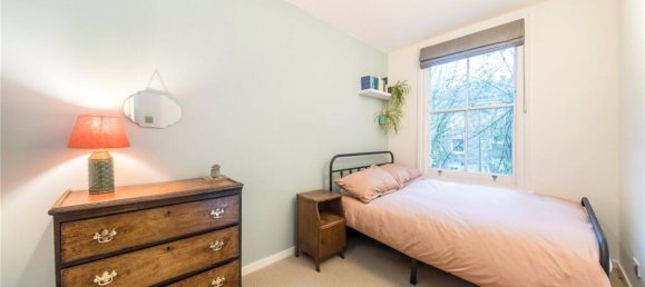 2 bedrooms Apartment in London, United Kingdom No. 12779 8