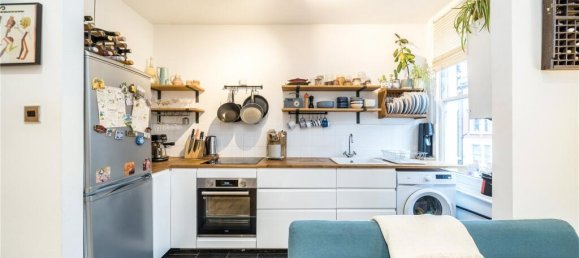 2 bedrooms Apartment in London, United Kingdom No. 12779 11