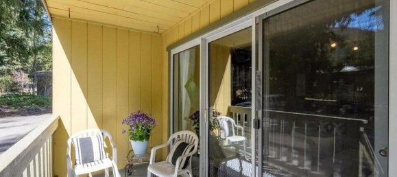 3 bedrooms House in British Columbia, Canada No. 1252 6