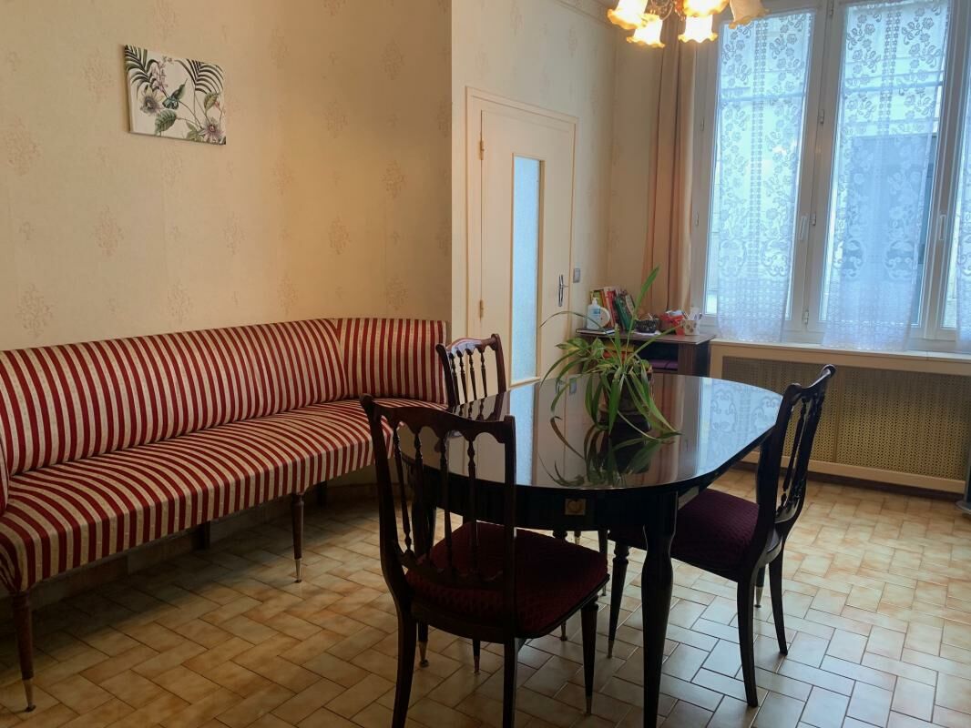 4 bedrooms House in Vernou-sur-Brenne, France No. 42590