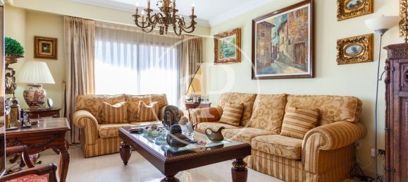 4 bedrooms Apartment in Valencia, Spain No. 155472 3