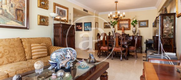 4 bedrooms Apartment in Valencia, Spain No. 155472 5