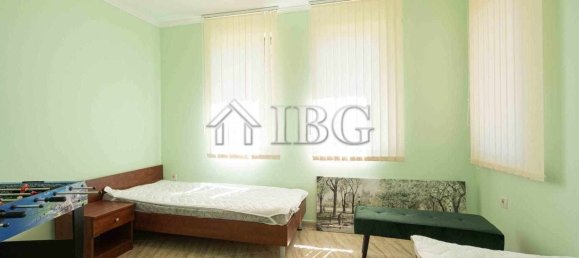 4 Schlafzimmer Wohnung in Sveti Vlas, Bulgaria, Nr. 1134 10