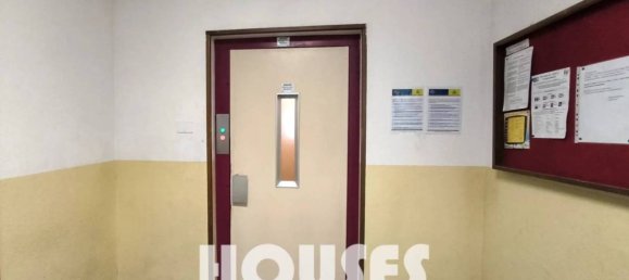 2 Schlafzimmer Wohnung in Milan, Italy, Nr. 258213 8