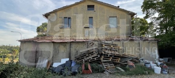 Edificio en Perugia, Italy 767 m² No. 257703 4