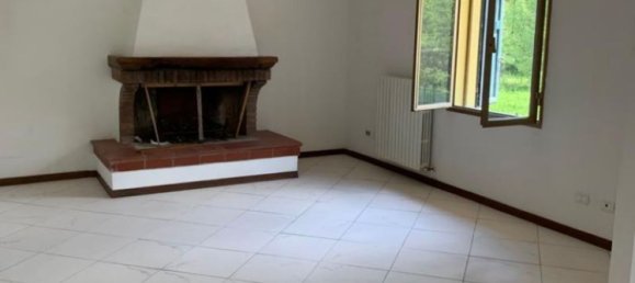 5 rooms Warehouse in Imola, Italy No. 70847 4