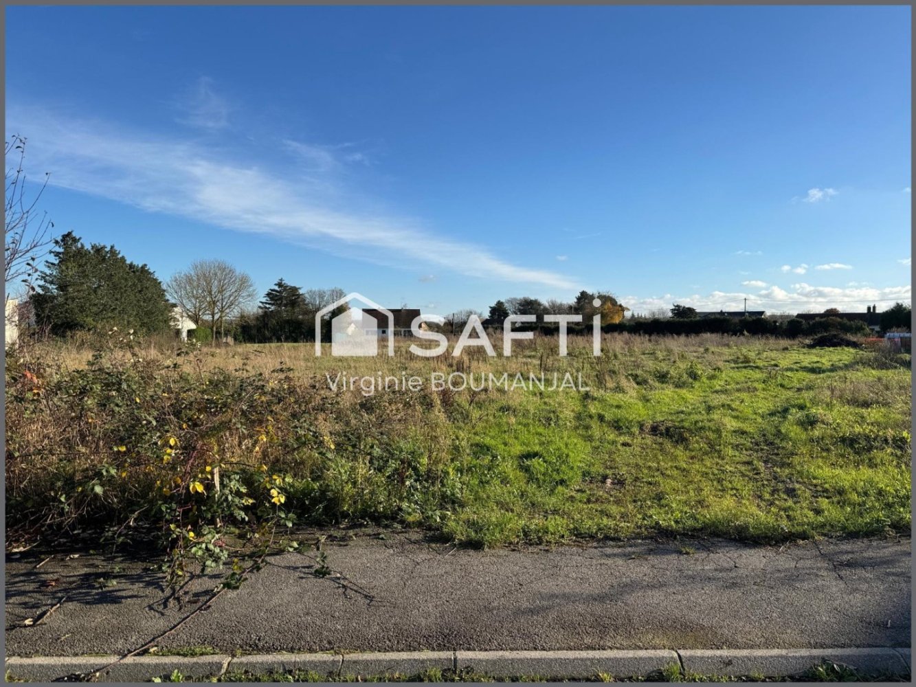  قطعة أرض في Chaussoy-Epagny, France 850متر مربع رقم 51400