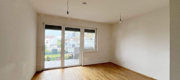 3غرفة شقة في Seiersberg-Pirka, Austria رقم 132972 2