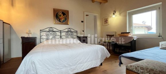 2 bedrooms Apartment in Novella, Italy No. 302475 10
