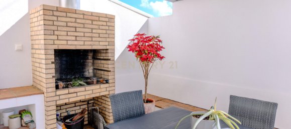 5 bedrooms Villa in Quarteira, Portugal No. 101834 8