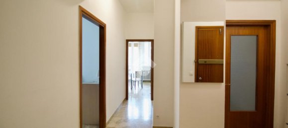 3 rooms Apartment in Reggio Emilia, Italy No. 7327 36