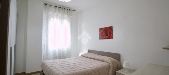 3 rooms Apartment in Reggio Emilia, Italy No. 7327 29