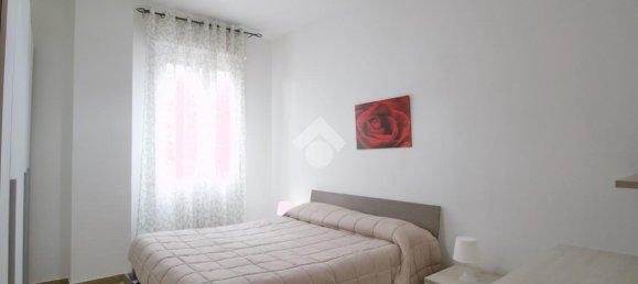 3 rooms Apartment in Reggio Emilia, Italy No. 7327 31