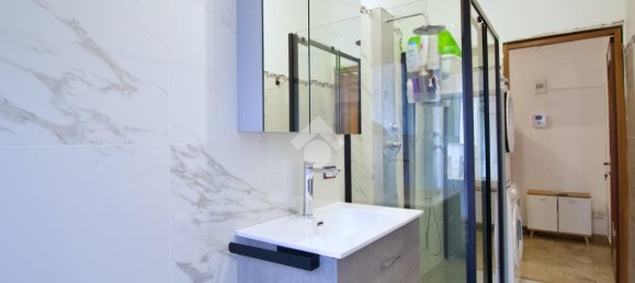 3 rooms Apartment in Reggio Emilia, Italy No. 7327 34